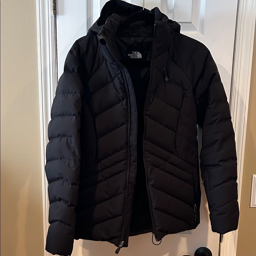 The North Face Women’s Black Puffer Jacket